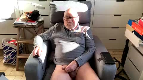 serge8413 online show from 01-07-25, 02:19