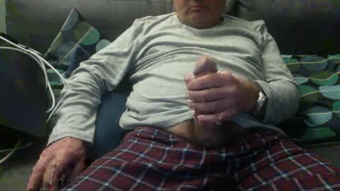 serge8413 online show from 02-25-25, 05:41