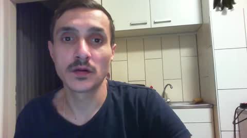 Snapshot of serhio27 chatting on 02-16-25, 02:42 meta23meta online show from 02-16-25, 02:42
