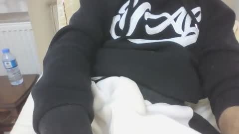 Snapshot of sero98313230 chatting on 10-16-25, 06:31 sero98313230 online show from 10-16-25, 06:31