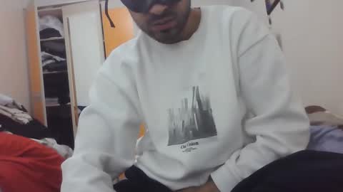 Snapshot of sero98313230 chatting on 02-25-26, 10:14 sero98313230 online show from 02-25-26, 10:14