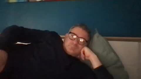 sesamechris92 online show from 03-09-25, 01:04