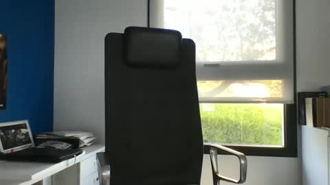 sesamechris92 online show from 10-07-25, 04:15