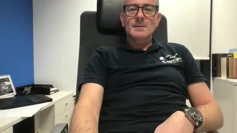 sesamechris92 online show from 12-01-25, 05:18