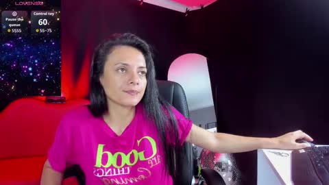 LUCERO online show from 09-26-25, 02:59