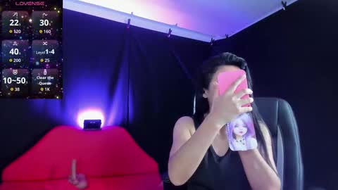 LUCERO online show from 10-01-25, 02:39