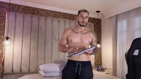 HEY IM SETH online show from 01-22-25, 05:49