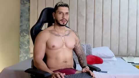 HEY IM SETH online show from 02-17-25, 07:10