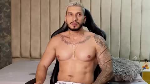 HEY IM SETH online show from 03-08-25, 10:56