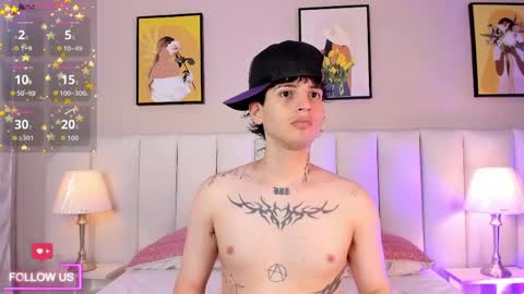 sett_and_gwen online show from 04-08-26, 04:23