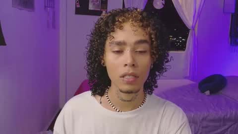 Alexis online show from 10-17-25, 03:42