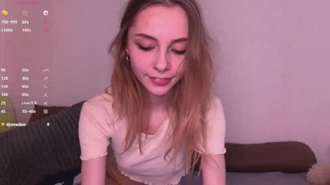 Dina online show from 12-25-24, 11:53