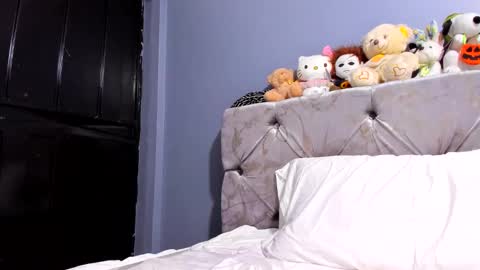 HEY GUYS KEVIAM I    MY NEW  TWITTER IS anitalautter26 imstagran  anitalautter26 officialOFanitalautter online show from 01-18-25, 02:36