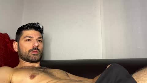 Snapshot of sexfriendch chatting on 02-16-26, 03:30 Lucenzo online show from 02-16-26, 03:30