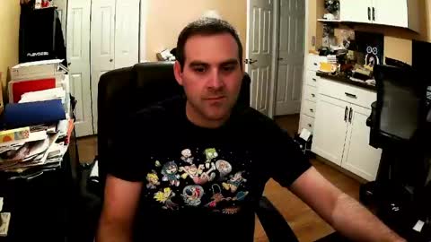 Snapshot of sexfungames chatting on 04-30-26, 12:17 Kyle online show from 04-30-26, 12:17