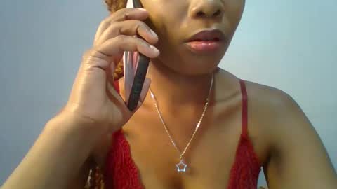 Snapshot of sexie_curvie chatting on 02-06-25, 12:16 Maggie online show from 02-06-25, 12:16