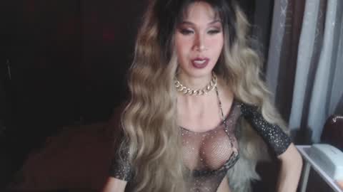 Snapshot of sexiest_asiants chatting on 01-18-25, 08:10 nicole online show from 01-18-25, 08:10