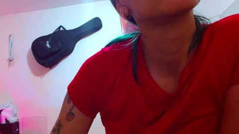 Snapshot of sexmilkdirty chatting on 01-08-25, 11:52 sexmilkdirty online show from 01-08-25, 11:52