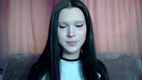 Nextdoor Princess online show from 02-27-25, 06:29