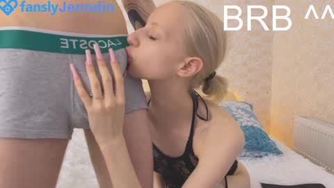 Snapshot of sexplace_ chatting on 02-21-25, 03:54 Jennis and OliverPvt is open online show from 02-21-25, 03:54