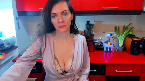 sexqueen1111 online show from 03-07-25, 04:35