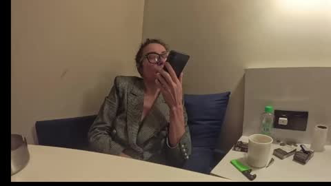 sextilyon online show from 04-19-26, 02:55