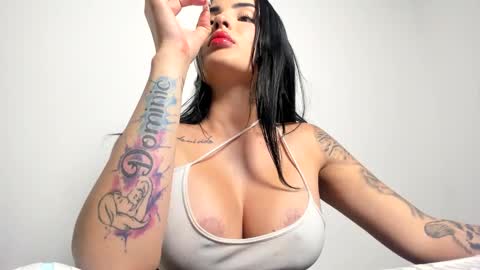 SARA    online show from 01-15-25, 01:56