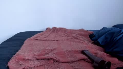 Snapshot of sexx_hunters chatting on 12-10-24, 04:06 Jax and Lu online show from 12-10-24, 04:06