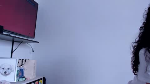 Snapshot of sexx_hunters chatting on 01-07-25, 04:37 Jax and Lu online show from 01-07-25, 04:37