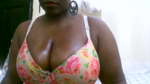 Snapshot of sexxi_ebony chatting on 09-20-25, 12:50 sexxi_ebony online show from 09-20-25, 12:50