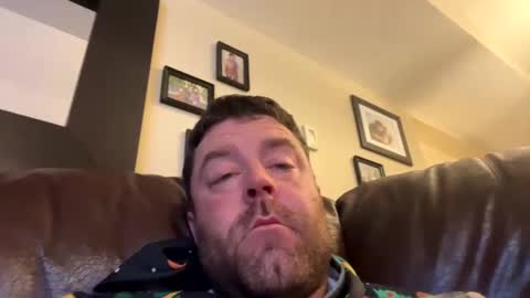 Snapshot of sexxxxycouple604 chatting on 03-09-25, 01:37 Big uncut hunk online show from 03-09-25, 01:37