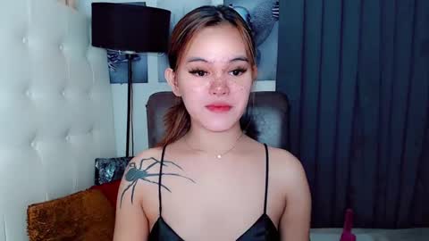 Snapshot of sexxxy_caroline chatting on 12-10-24, 08:30 sexxxy_caroline online show from 12-10-24, 08:30