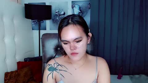 Snapshot of sexxxy_caroline chatting on 01-13-25, 11:41 sexxxy_caroline online show from 01-13-25, 11:41