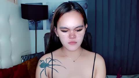 Snapshot of sexxxy_caroline chatting on 01-15-25, 08:41 sexxxy_caroline online show from 01-15-25, 08:41