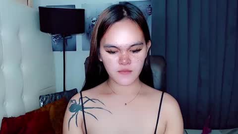 Snapshot of sexxxy_caroline chatting on 01-15-25, 11:43 sexxxy_caroline online show from 01-15-25, 11:43