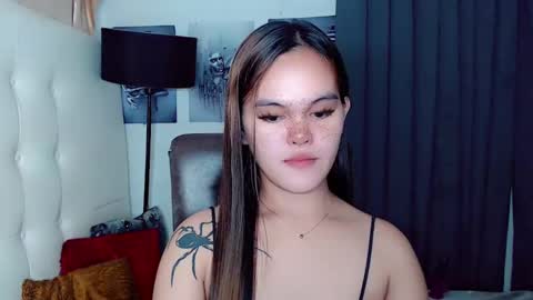 Snapshot of sexxxy_caroline chatting on 01-21-25, 11:35 sexxxy_caroline online show from 01-21-25, 11:35