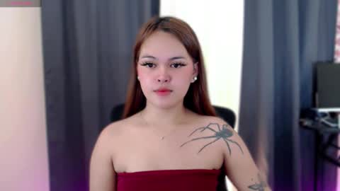 Snapshot of sexxxy_caroline chatting on 01-15-26, 03:33 sexxxy_caroline online show from 01-15-26, 03:33