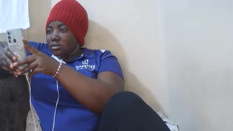 sexxy_bree online show from 10-05-25, 07:56