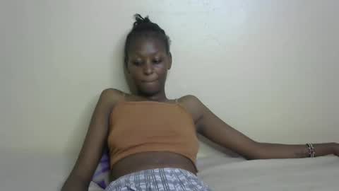 sexxy bum online show from 02-18-25, 05:21