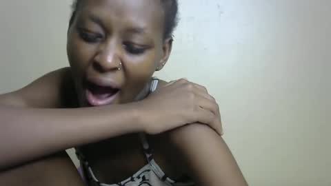 sexxy bum online show from 02-25-25, 03:20