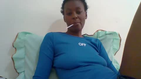 sexxy bum online show from 10-06-25, 09:18