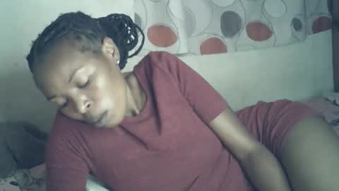 sexxy_curvy23 online show from 01-11-26, 08:03