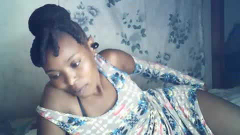 sexxy_curvy23 online show from 02-24-26, 08:07