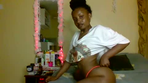 sexxy_daisyy online show from 11-06-25, 06:36