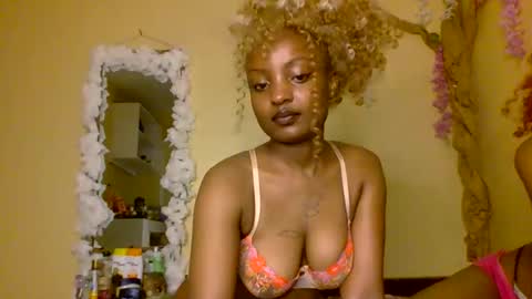 sexxy_daisyy online show from 11-15-25, 07:27