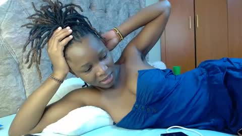 Snapshot of sexxy_santa chatting on 12-02-24, 08:09 Santa online show from 12-02-24, 08:09