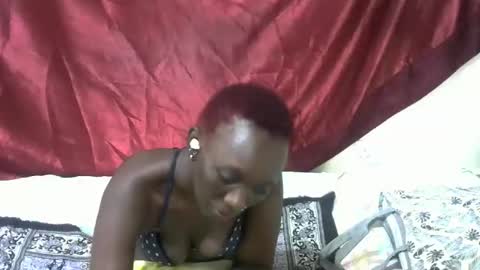 sexxy_veee online show from 10-16-25, 08:32