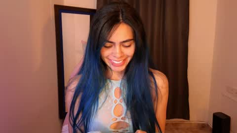  Angie   online show from 10-08-25, 11:24