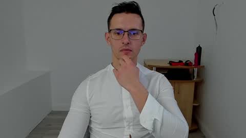 Sexxymuscles4U online show from 12-02-24, 12:29