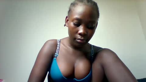 Snapshot of sexxyvajaina chatting on 12-06-24, 12:23 sexxyvajaina online show from 12-06-24, 12:23